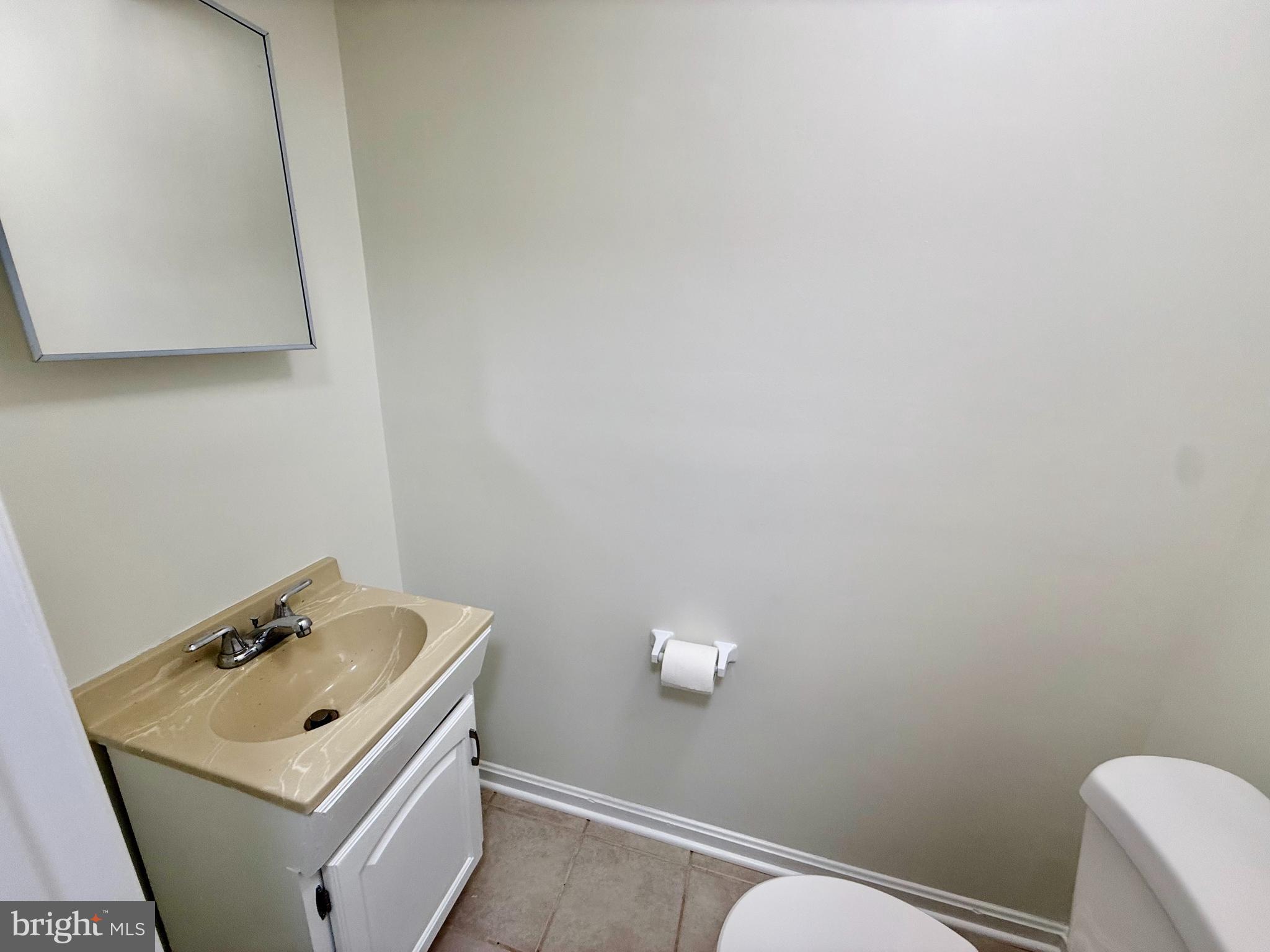 12515 Willow Spring Circle Germantown, MD 20874 - Photo 17 of 22 a white house with sink