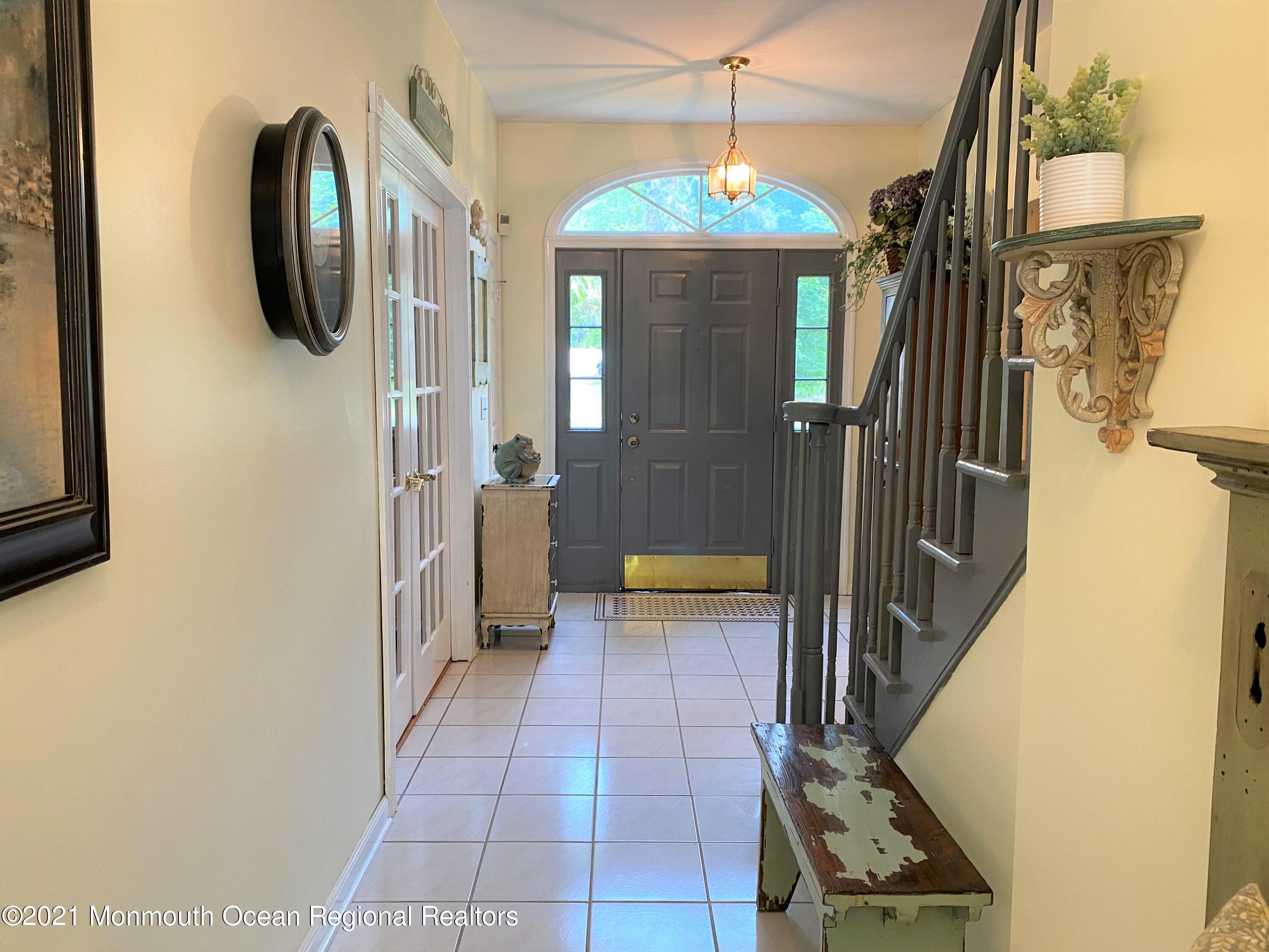 8 Rue Monet Jackson, NJ 08527 - Photo 21 of 39 Hallway