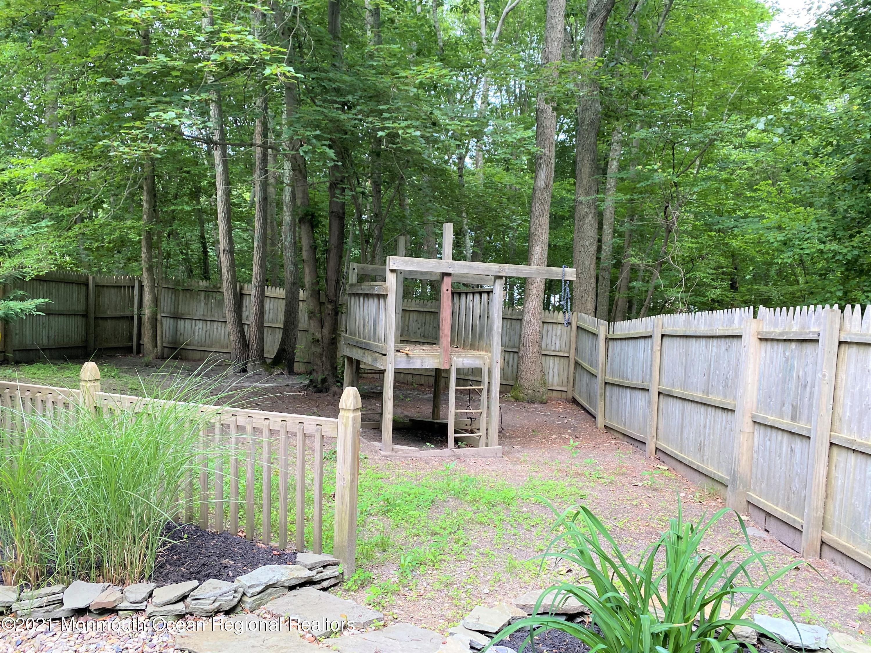 8 Rue Monet Jackson, NJ 08527 - Photo 38 of 39 Backyard