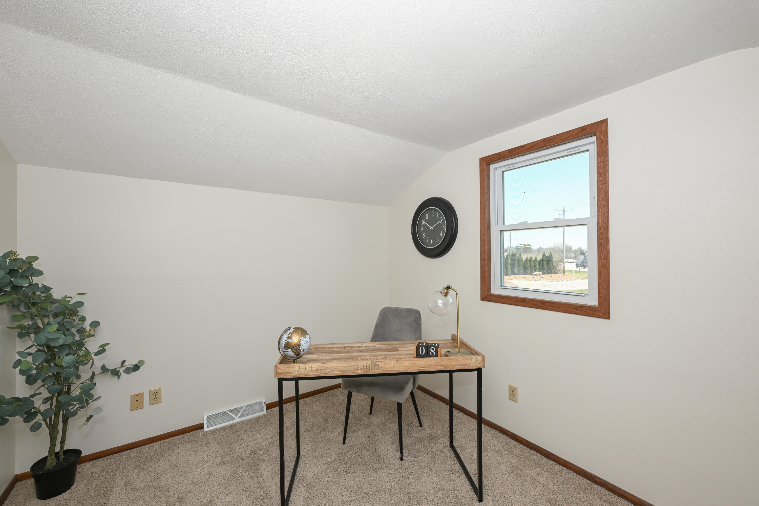 11606 West Ryan Road Franklin, WI 53132 - Photo 22 of 44 upper loft