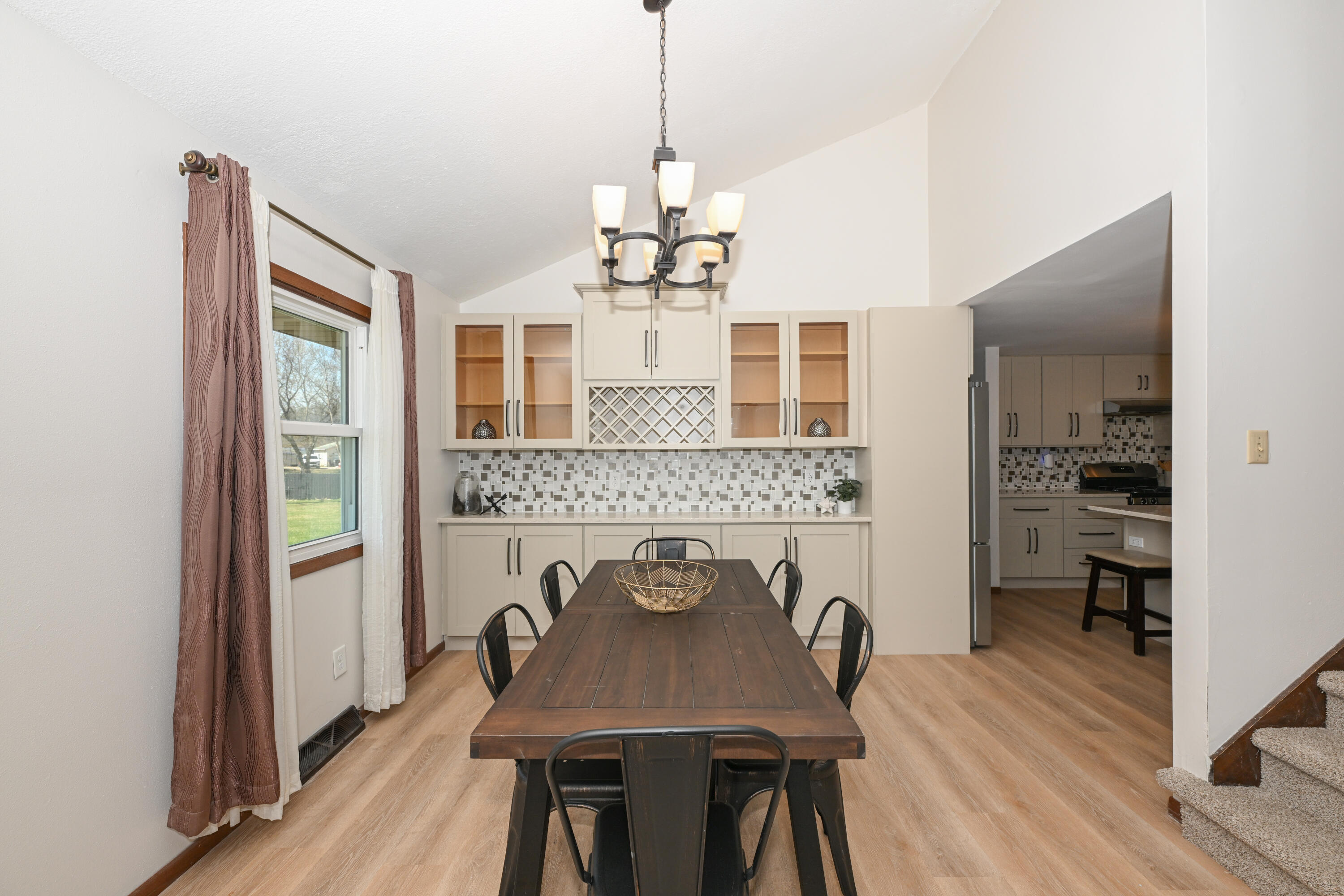 11606 West Ryan Road Franklin, WI 53132 - Photo 7 of 44 dining room