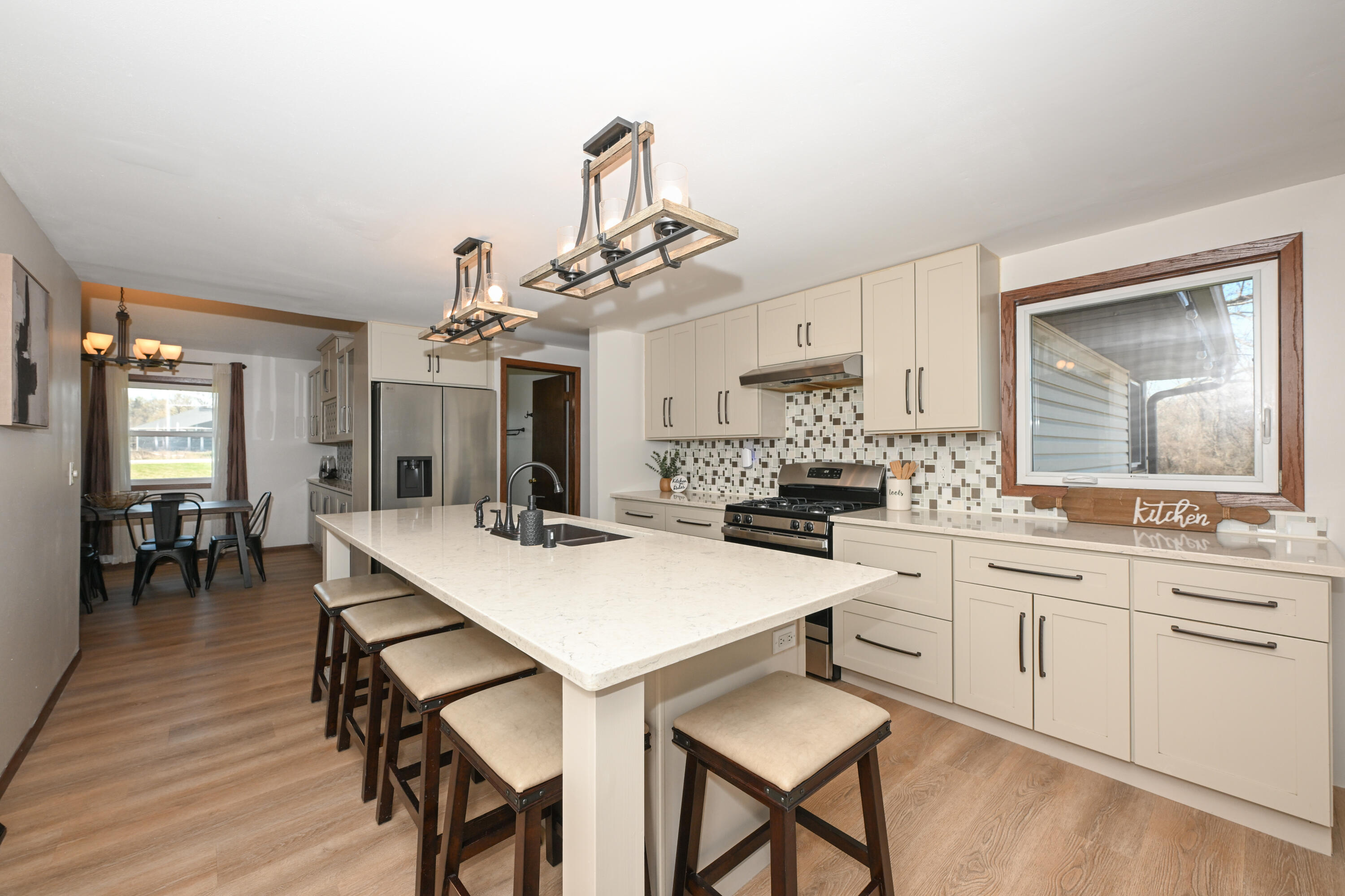 11606 West Ryan Road Franklin, WI 53132 - Photo 9 of 44 newly updated kitchen