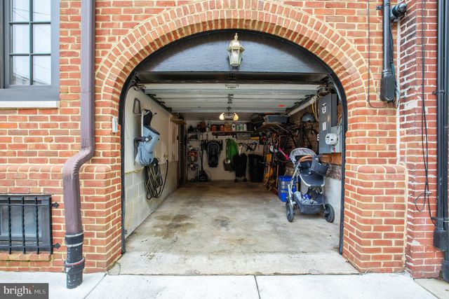 $621,800 | 302 Monroe Street, Philadelphia, PA 19147