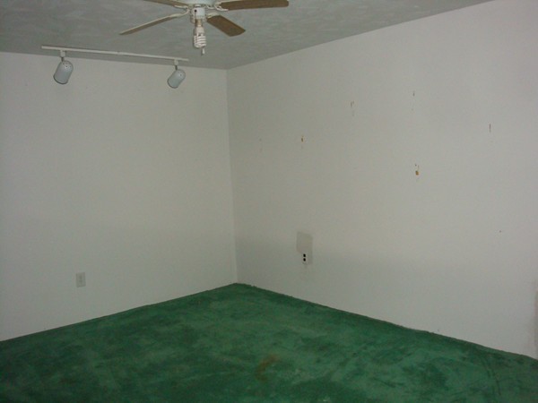 325 Torrey Road Southbridge, MA 01550 - Photo 18 of 25 a view of a room with a fan