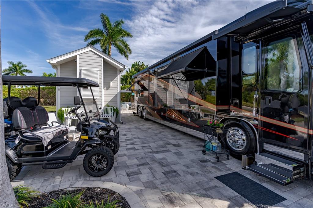13598 Snapper Lane Naples, FL 34114 - Photo 36 of 40