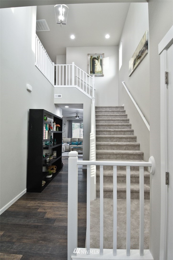 4349 Andasio Loop Southeast Port Orchard, WA 98366 - Photo 13 of 32 Gallery Image 13