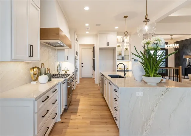 $2,245,000 | 13719 Alhambra Street, Leawood, KS 66224