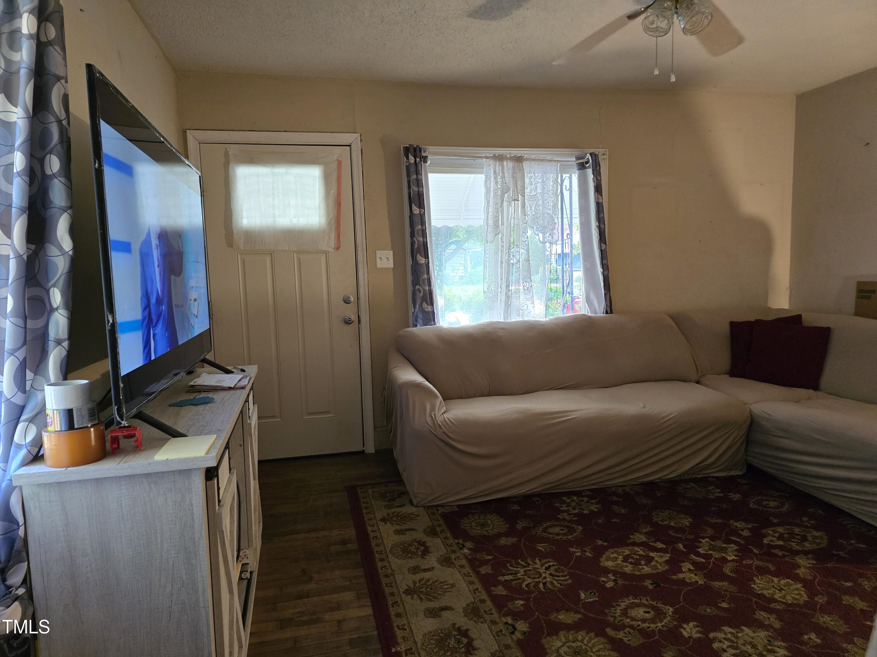 815 Ridgeway Avenue Durham, NC 27701 - Photo 5 of 45 1000016119