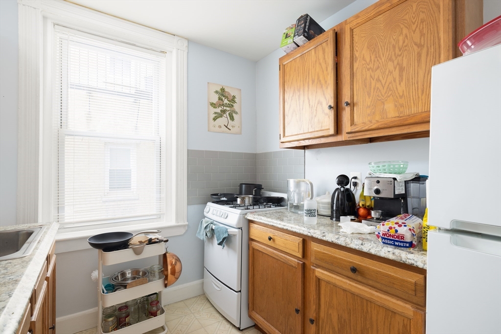 87 Gordon Street Boston, MA 02135 - Photo 7 of 12