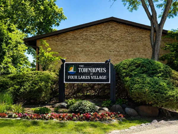 $255,000 | 5931 Meadow Drive, Unit 157A, Lisle, IL 60532
