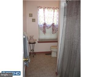 5494 Rinker Circle, Unit 319 Doylestown, PA 18902 - Photo 10 of 12 Bathroom