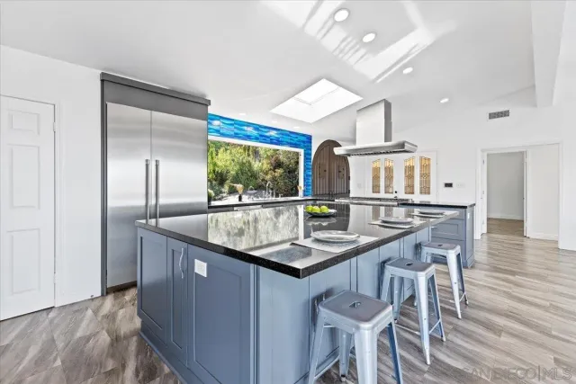 $1,595,000 | 5030 Helix Terrace, La Mesa, CA 91941