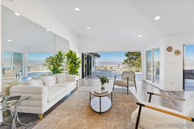 $1,595,000 | 5030 Helix Terrace, La Mesa, CA 91941