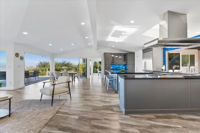 $1,595,000 | 5030 Helix Terrace, La Mesa, CA 91941