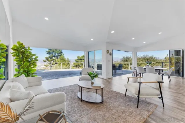$1,595,000 | 5030 Helix Terrace, La Mesa, CA 91941