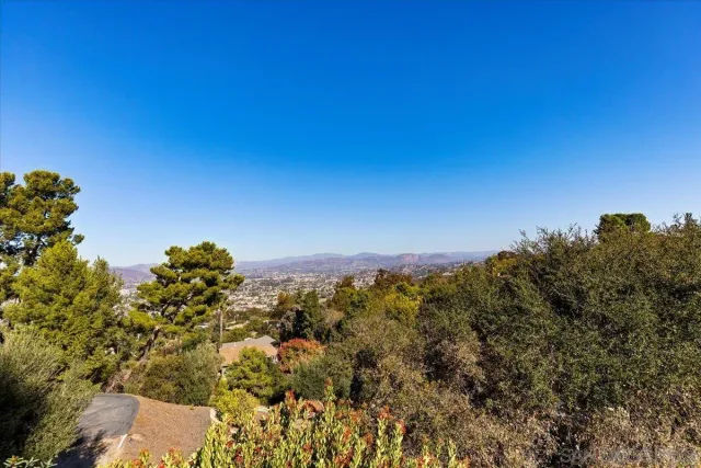 $1,595,000 | 5030 Helix Terrace, La Mesa, CA 91941