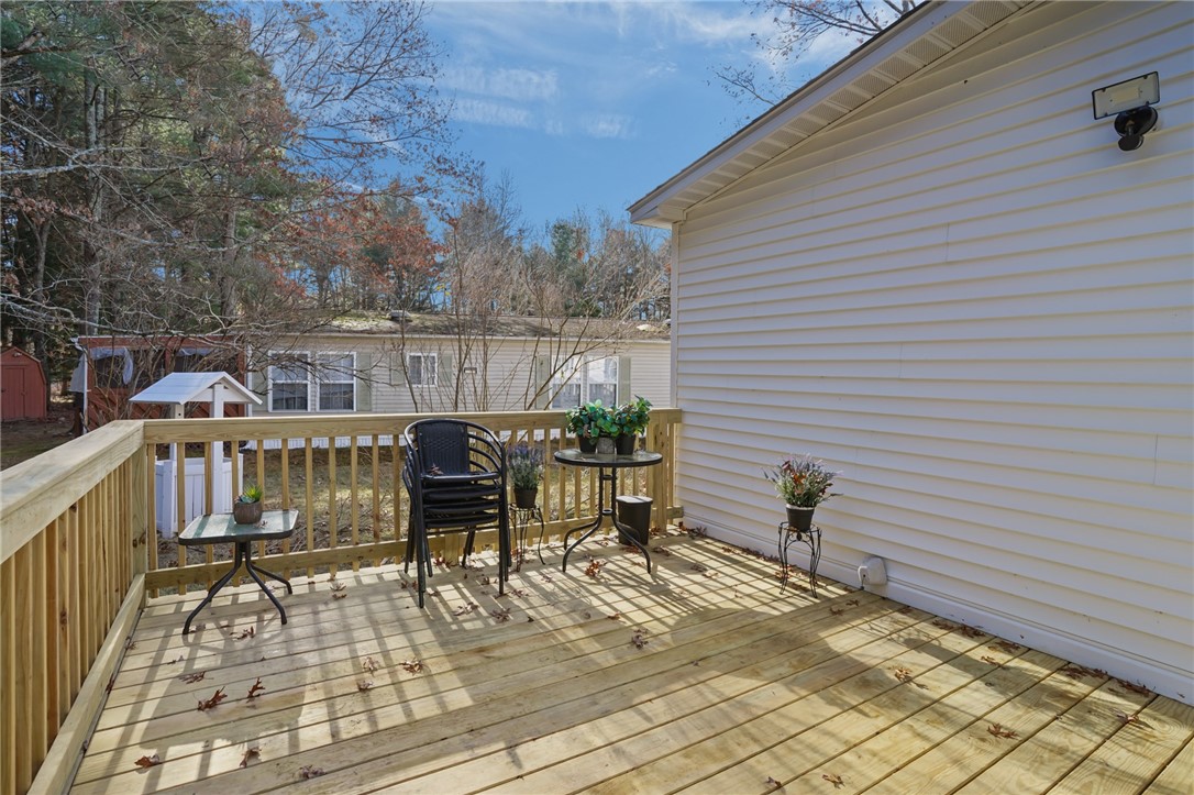 77 Lear Drive Coventry, RI 02816 - Photo 5 of 23