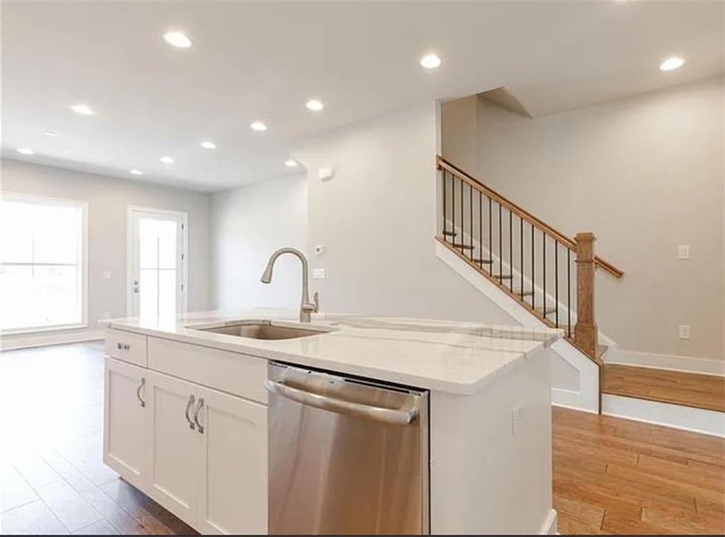 849 Constellation Drive Decatur, GA 30033 - Photo 7 of 14