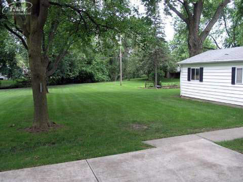 410 Old Bridge Road Grand Blanc, MI 48439 - Photo 31 of 34 20360813-30.JPG