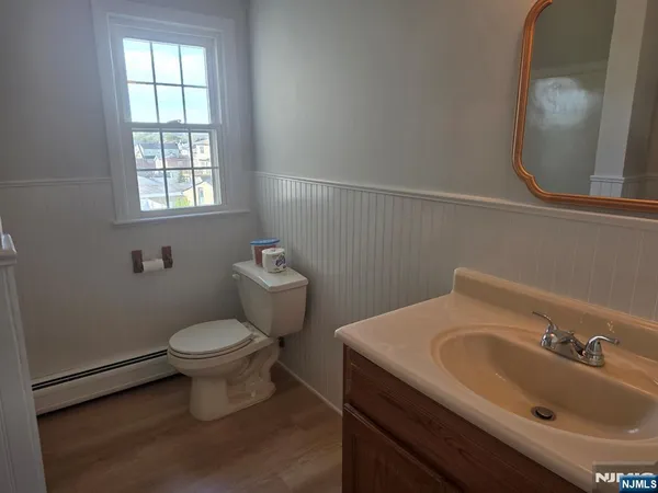 $2,500 | 633 10th Street, Unit 2, Lyndhurst, NJ 07071