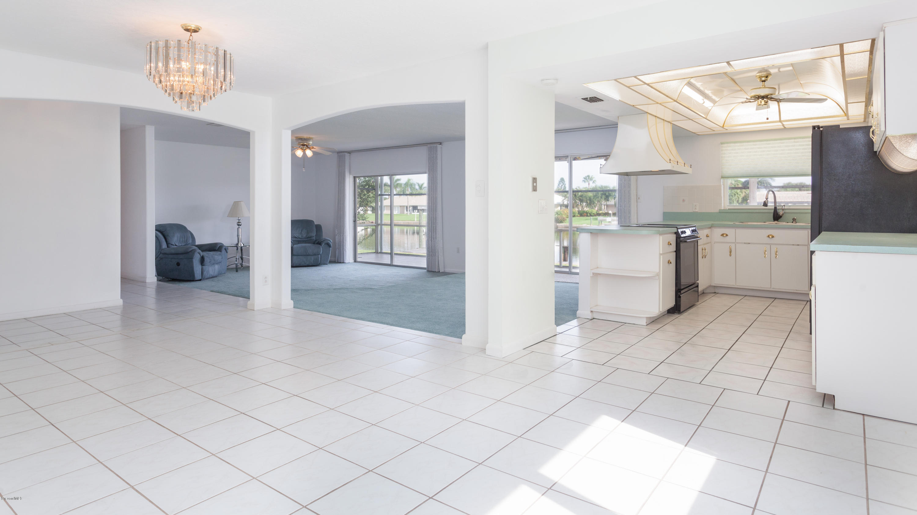 221 Bimini Road Cocoa Beach, FL 32931 - Photo 4 of 21 Open Dining Area