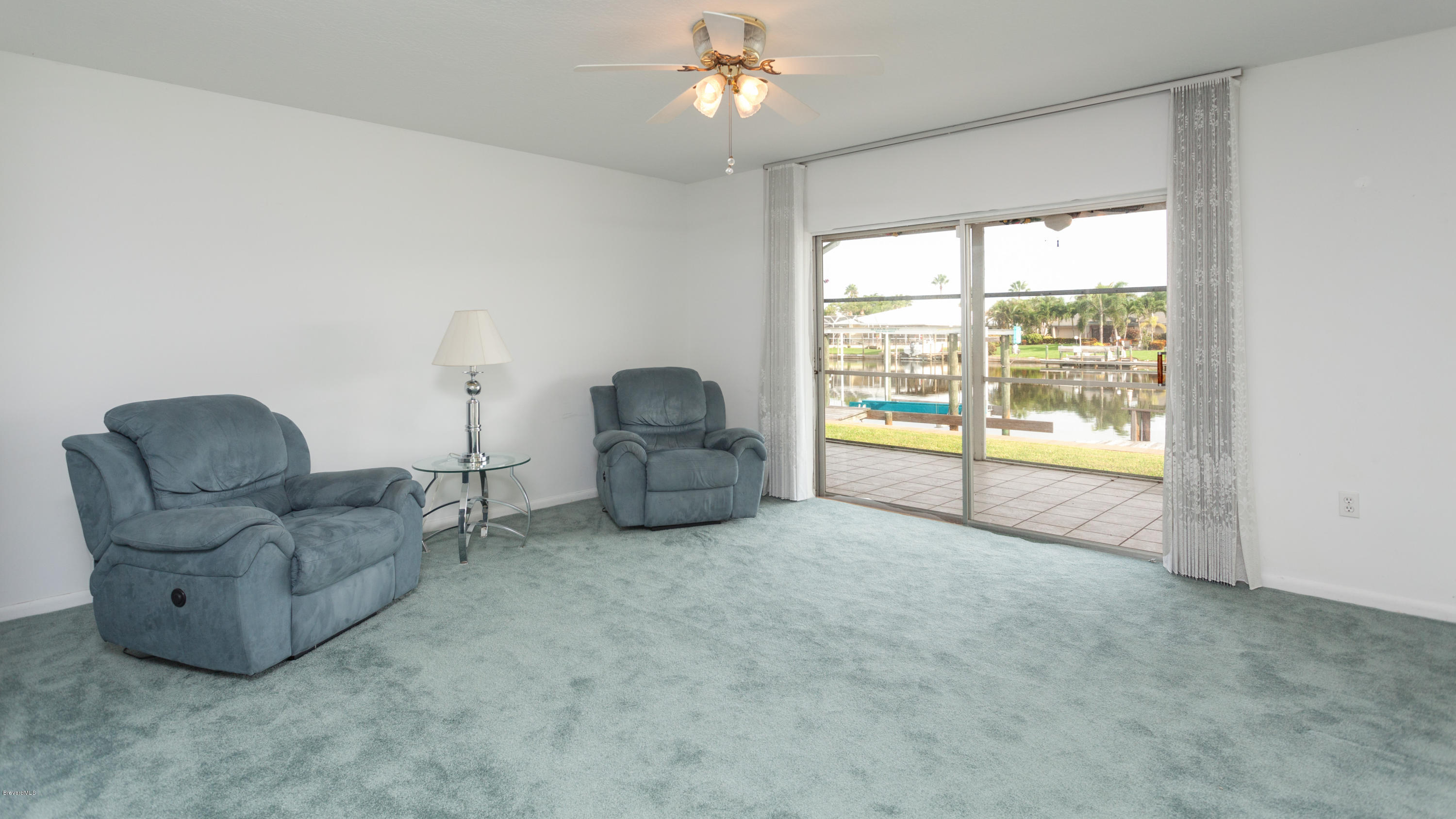 221 Bimini Road Cocoa Beach, FL 32931 - Photo 6 of 21 Living Room