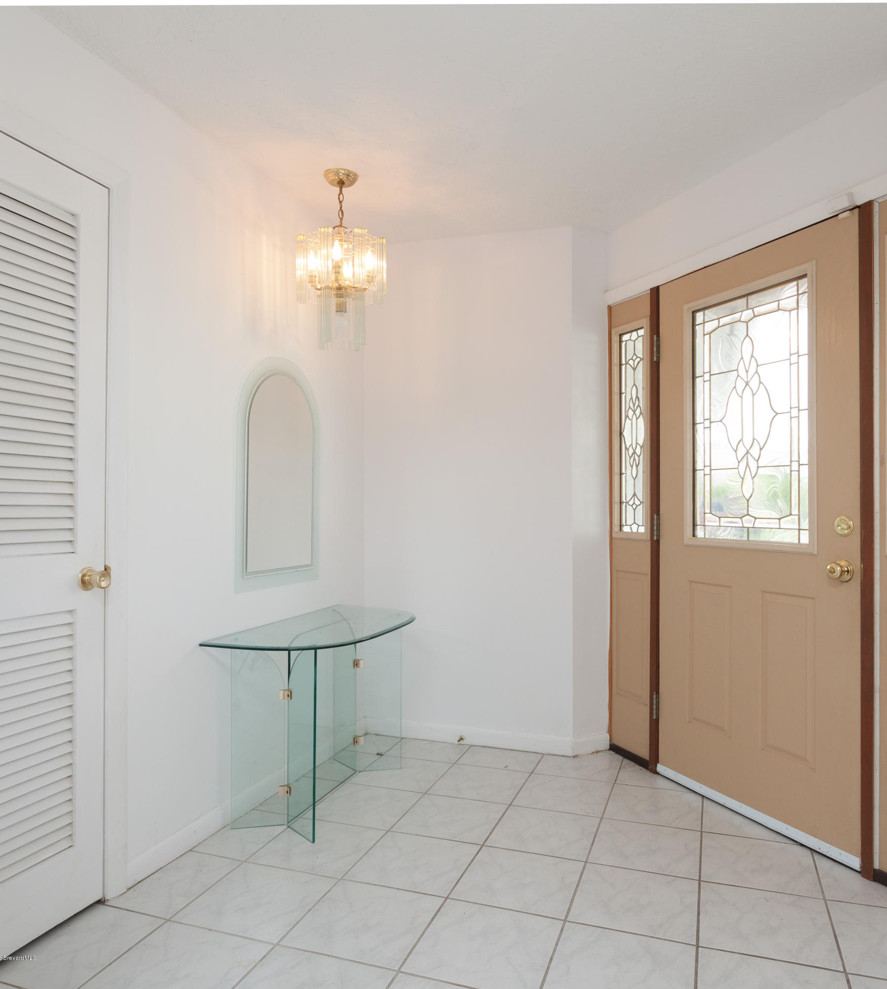 221 Bimini Road Cocoa Beach, FL 32931 - Photo 8 of 21 Entryway