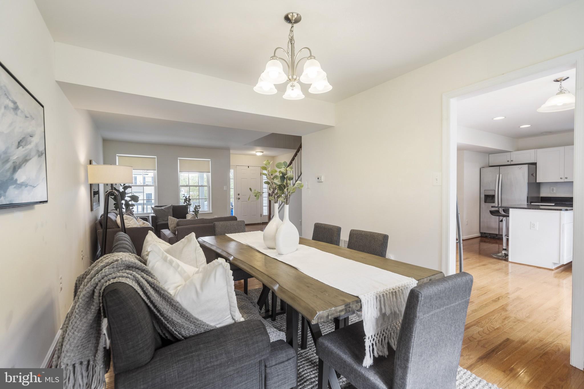 215 9th Avenue Baltimore, MD 21225 - Photo 9 of 34