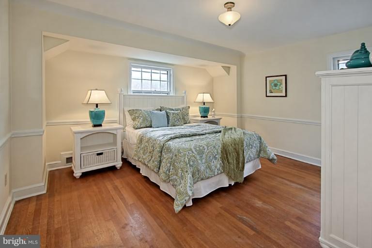 4477 Q Street Northwest Washington, DC 20007 - Photo 22 of 29 Bedroom (Master)
