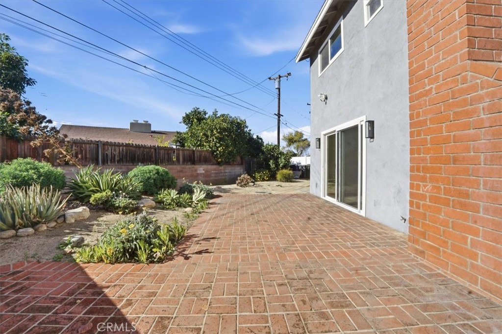 1410 Pleasant View Drive Redlands, CA 92374 - Photo 37 of 44 a view of a potted plants in back yard of a building