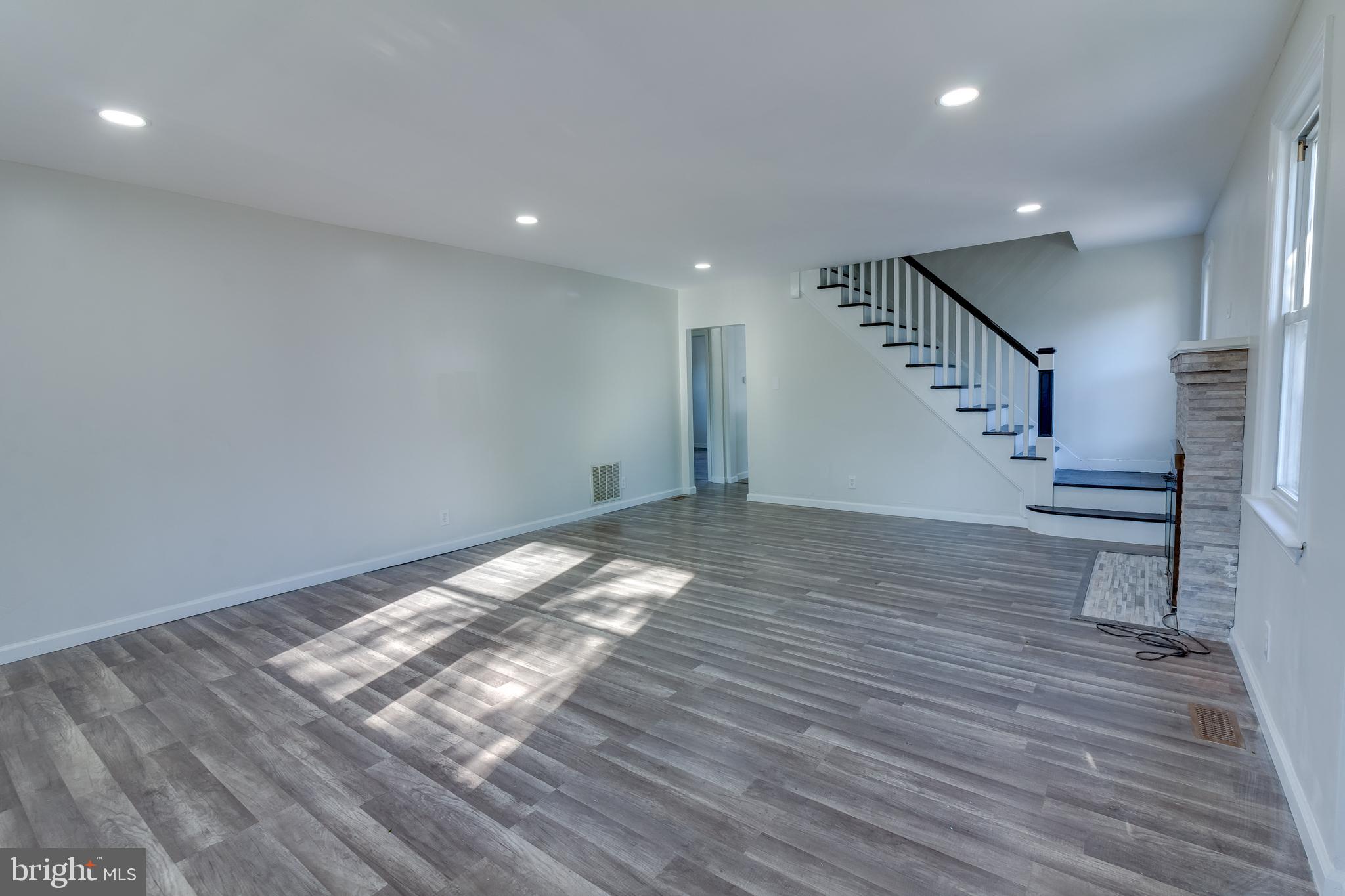 100 Third Avenue Brooklawn, NJ 08030 - Photo 4 of 29