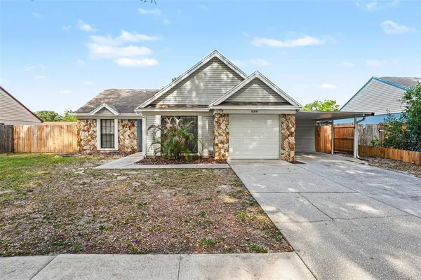 $319,900 | 826 Sunridge Point Drive, Seffner, FL 33584