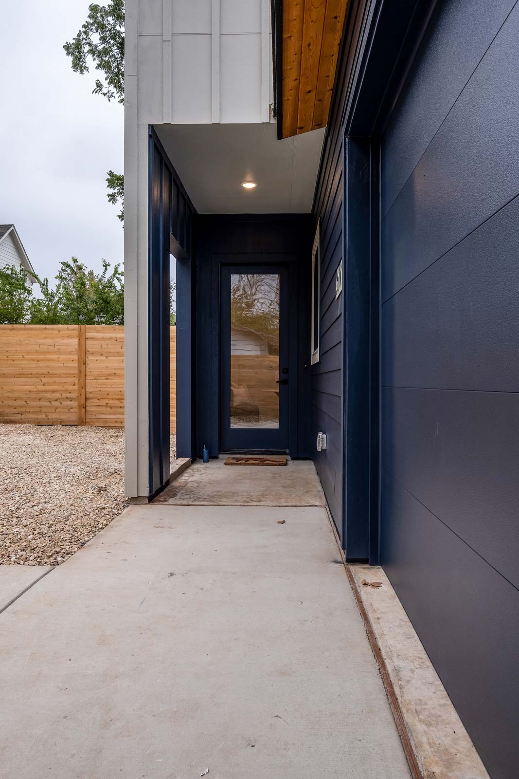4513 South 3rd Street, Unit 2 Austin, TX 78745 - Photo 4 of 29 a view of entryway