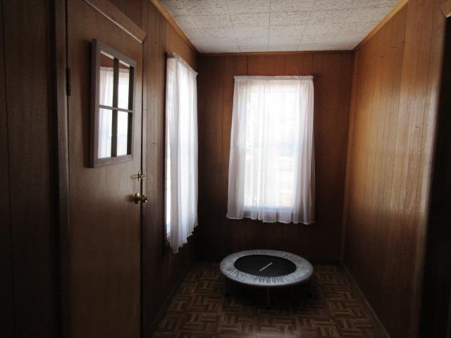 220 33rd Street Bay City, MI 48708 - Photo 10 of 26 Gallery Image 10