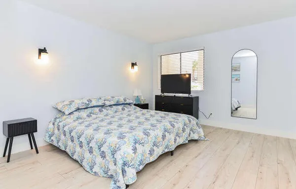 $1,975 | 1605 Highway 1, Unit E103, Jupiter, FL 33477