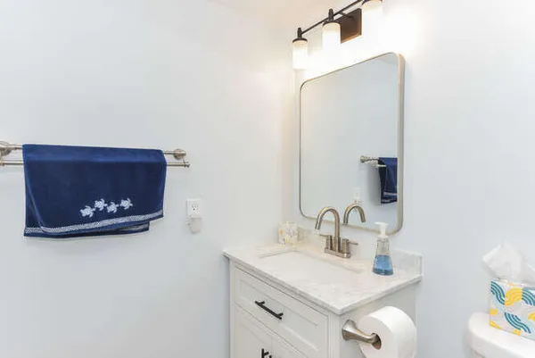 $1,975 | 1605 Highway 1, Unit E103, Jupiter, FL 33477