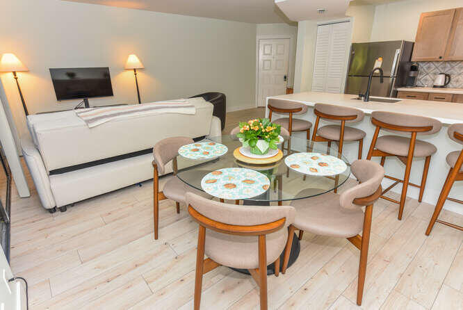 1605 Highway 1, Unit E103 Jupiter, FL 33477 - Photo 23 of 40 1605 US1 Apt E103 Jupiter FL-small-010-0