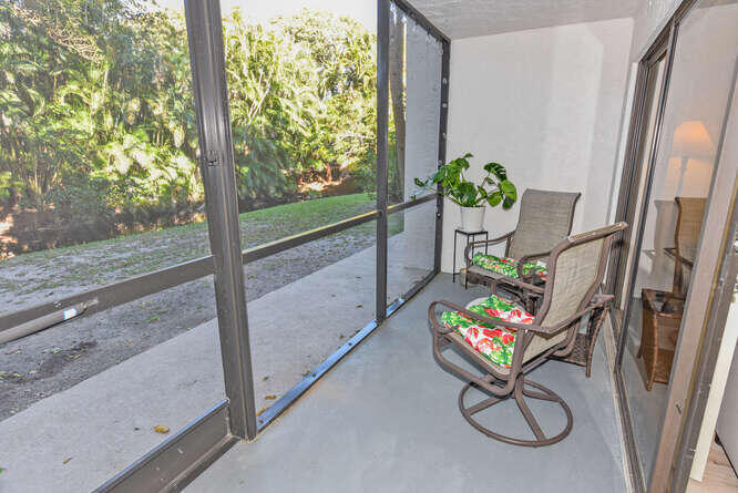 1605 Highway 1, Unit E103 Jupiter, FL 33477 - Photo 24 of 40 1605 US1 Apt E103 Jupiter FL-small-011-0