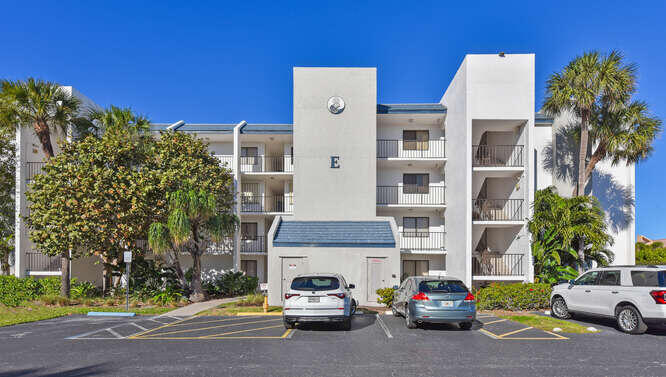 1605 Highway 1, Unit E103 Jupiter, FL 33477 - Photo 3 of 40 1605 US1 Apt E103 Jupiter FL-small-001-0
