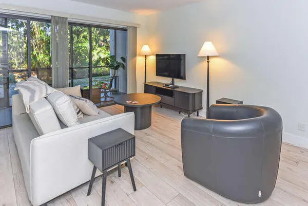 $1,975 | 1605 Highway 1, Unit E103, Jupiter, FL 33477