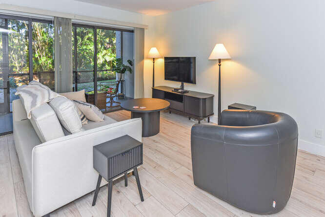 1605 Highway 1, Unit E103 Jupiter, FL 33477 - Photo 7 of 40 1605 US1 Apt E103 Jupiter FL-small-005-0