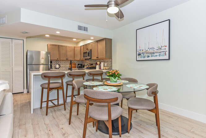 1605 Highway 1, Unit E103 Jupiter, FL 33477 - Photo 9 of 40 1605 US1 Apt E103 Jupiter FL-small-007-0