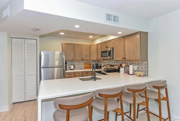 $1,975 | 1605 Highway 1, Unit E103, Jupiter, FL 33477