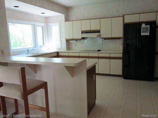 31235 Country Ridge Circle Farmington Hills, MI 48331 - Photo 8 of 32
