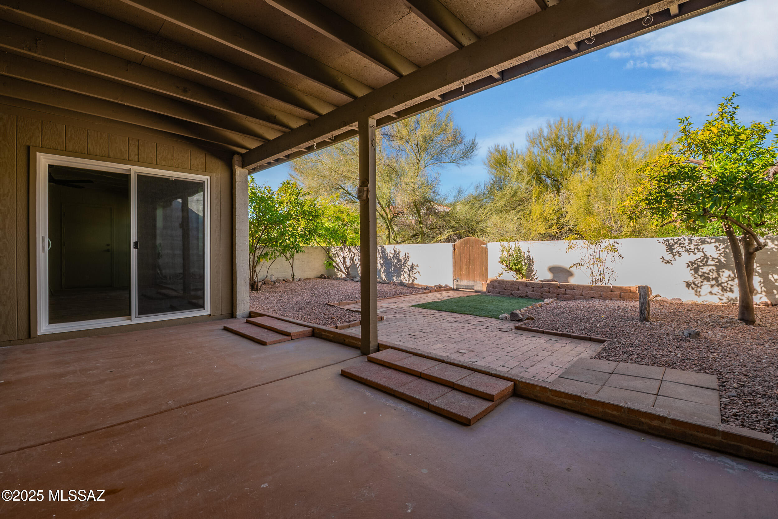 7487 East Wandering Road Tucson, AZ 85750 - Photo 23 of 31 back patio