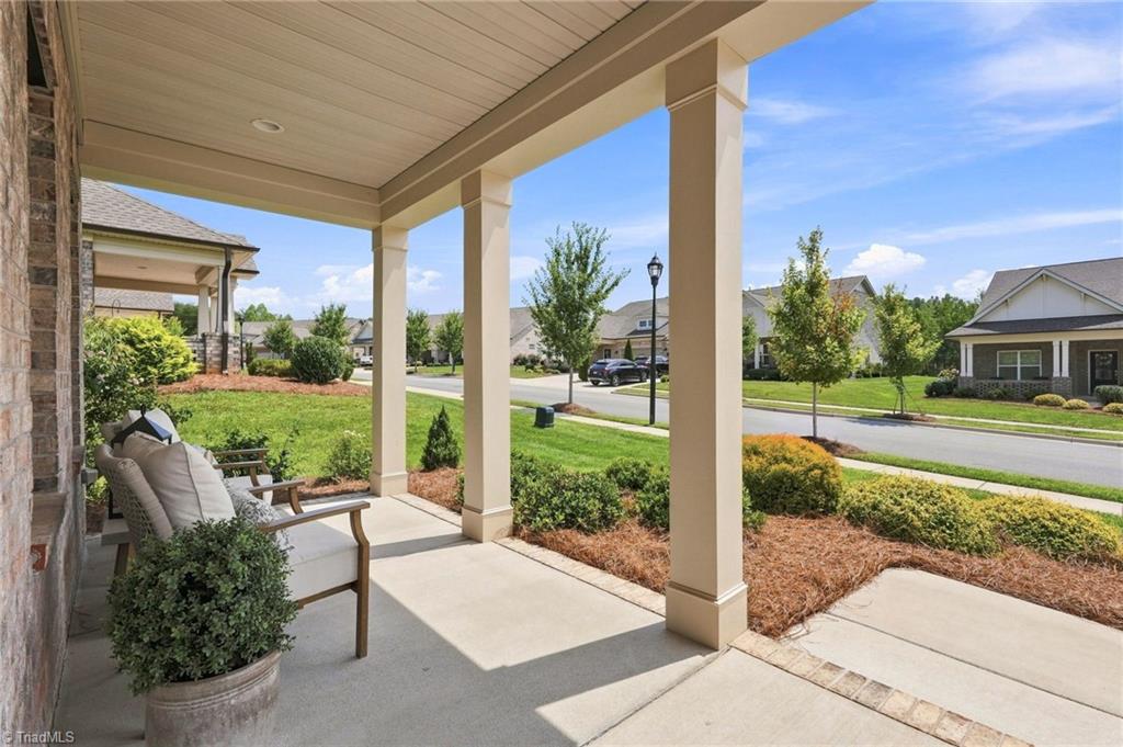 2046 Welden Ridge Road Kernersville, NC 27284 - Photo 4 of 29 Gallery Image 4