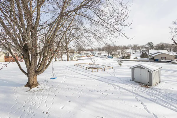 $279,900 | 94 County J, Benton, WI 53803