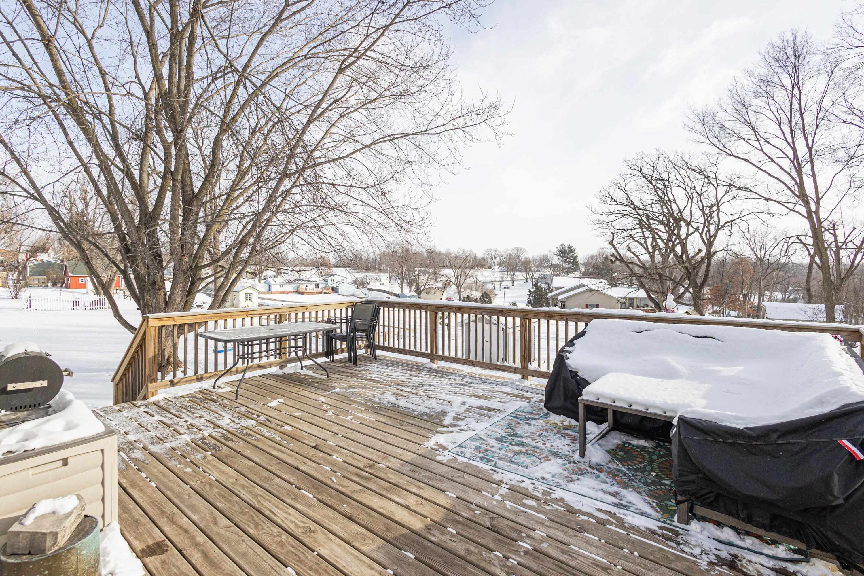 94 County J Benton, WI 53803 - Photo 32 of 33