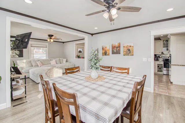 $289,900 | 94 County J, Benton, WI 53803