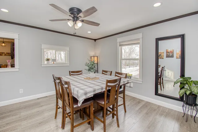 $289,900 | 94 County J, Benton, WI 53803